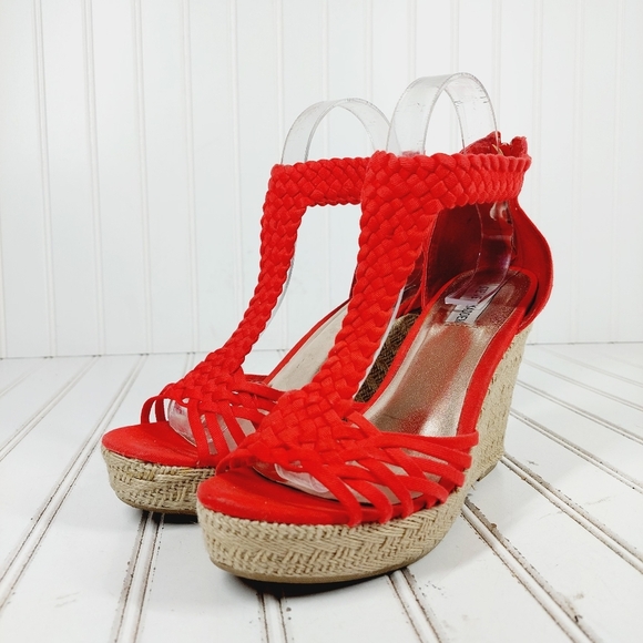 Steve Madden Rise Wedge Heel Espadrille T Strap Red Fabric Heels i850 - Picture 2 of 13